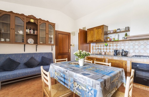 Tertenia House | Holiday Home 'Villetta Macondo' with Sea View, Wi-Fi and Air Conditioning