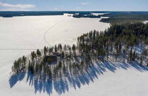Kehys-Kainuu House | Holiday Home Virsuniemi by Interhome