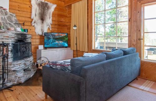 Saariselka House | Holiday Home Vuonelo 8 a 2 by Interhome