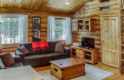 Rukatunturi House | Holiday Home Vuosselin kuukkeli by Interhome