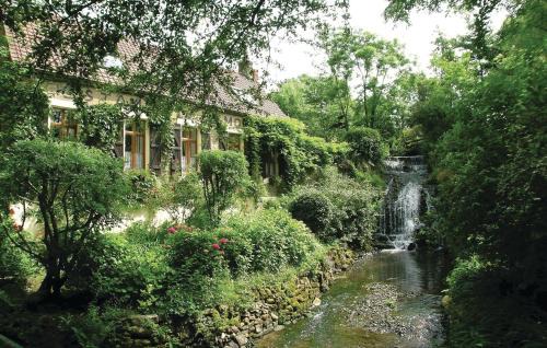 Wimille House | Holiday Home Wimille Sentier Du Denacre