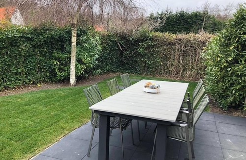 Schoorl House | Holiday home with 3 bedrooms and a spacious garden