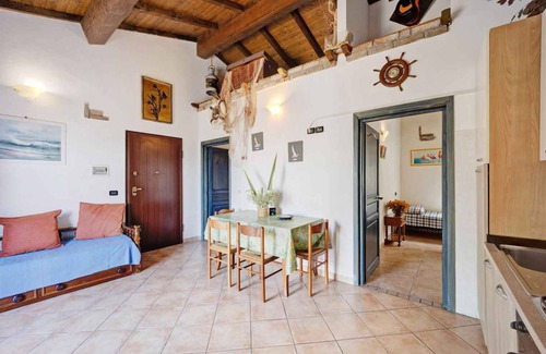 Pompeiana House | Holiday home with garden and parking