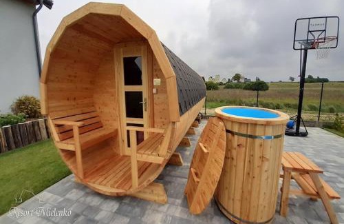Mielno House | Holiday home with garden, sauna, jacuzzi