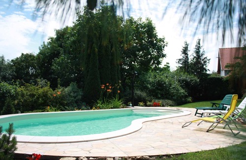 Balatonalmadi House | Holiday home with pool and view to Lake Balaton for families