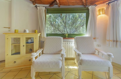 Porto Rotondo Villa | Holiday Home with Spacious Garden, Terrace and Pool