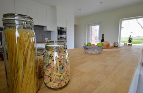 Poperinge Villa | Holiday Home with pond in Poperinge