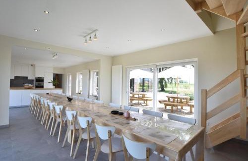 Poperinge House | Holiday Home with pond in Poperinge