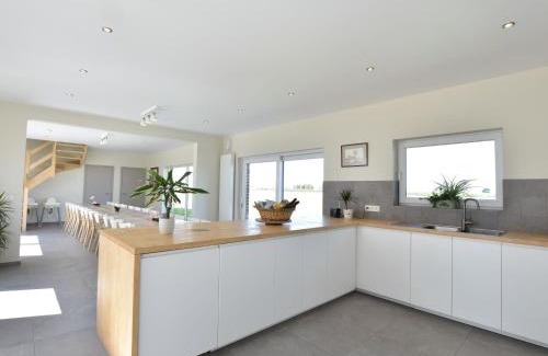 Poperinge House | Holiday Home with pond in Poperinge
