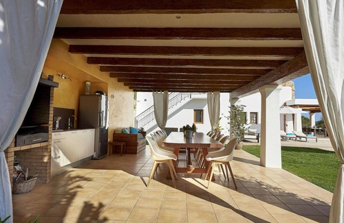 Sant Carles de Peralta Villa | Holiday home with spectacular views