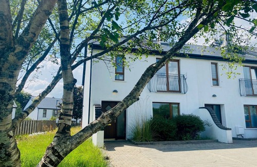 Kenmare House | Holiday home within easy walking distance to Kenmare