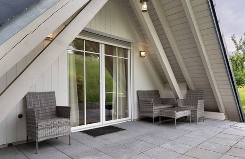 Oberwolfach House | Holiday Home 'Wolftalblick' with Mountain View, Private Terrace and Wi-Fi