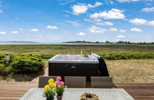 Diernæs Strandby House | Holiday Home Xaverius - 30m from the sea by Interhome