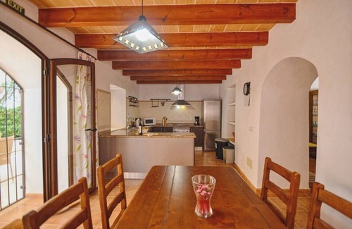 Felanitx House | Holiday Home 'Xim Vell' with Private Pool, Private Terrace and Wi-Fi