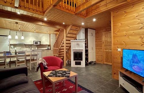 Yllasjarvi House | Holiday Home Ylläsriekko - itätupa by Interhome