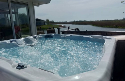 Makkum Apartment | Holiday home Zanddrijver