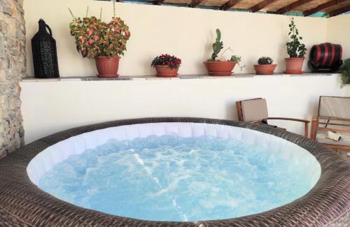 Vis House | HOLIDAY HOME ZLOPOJE