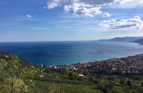 Magliolo House | Holiday homes in Magliolo, Italy