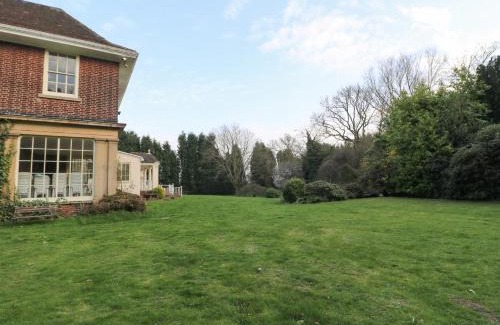 Ashby Woulds House | Holiday homes in United Kingdom