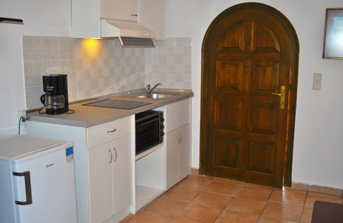 Agios Gordios Apartment | Holiday house with pool "Maria" on Agios Gordios beach