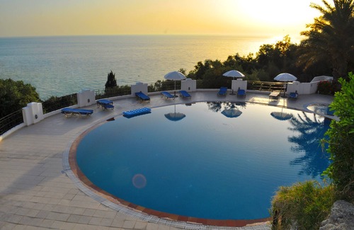 Agios Gordios Apartment | Holiday house with pool "Maria" on Agios Gordios beach