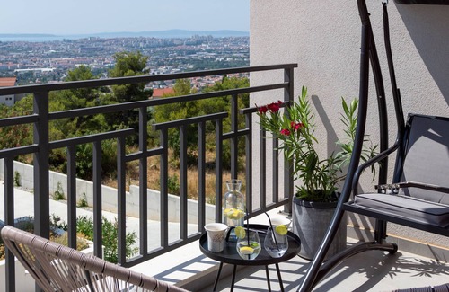 Klis House | Holiday house above Split, surrounded by amazing nature and greenery!