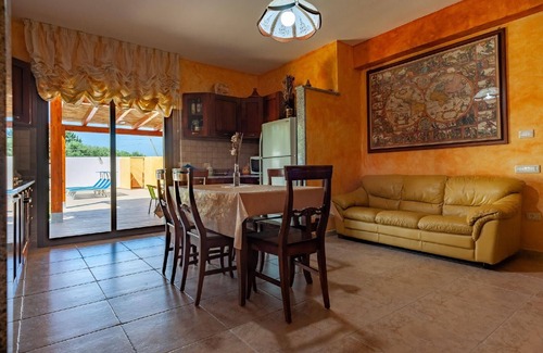 Quartu Sant'Elena House | Holiday house Capitana for 1 - 6 persons with 3 bedrooms - Twin house