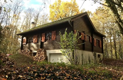 Chuelles House | Holiday house Chuelles for 1 - 10 persons with 4 bedrooms - Holiday house