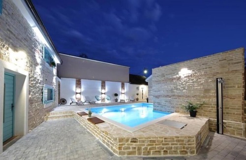 Donje Rastane House | Holiday house Donje Rastane for 1 - 10 persons with 5 bedrooms - Holiday home