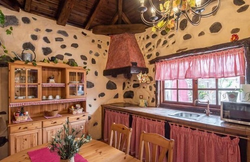 Buenavista del Norte House | Holiday house El Palmar for 1 - 3 persons with 2 bedrooms - Holiday home