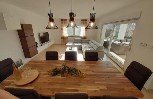 Pula Apartment | Holiday House emjalemi