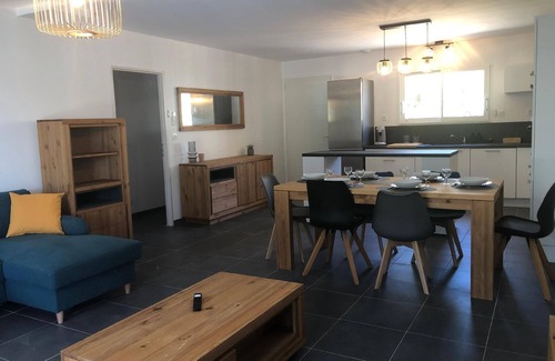 Saint-Laurent-de-Carnols House | Holiday house Bagnols sur Cèze for 1 - 7 persons with 3 bedrooms - Holiday house