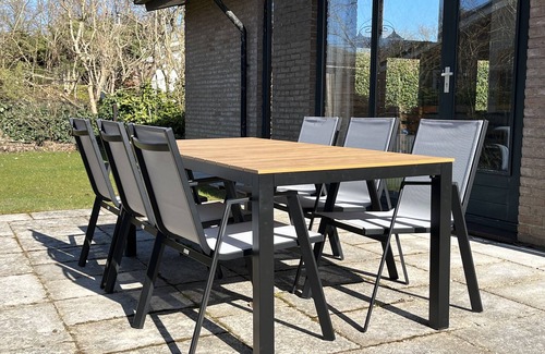 Scharendijke House | Holiday house in a quiet location, close to the beach