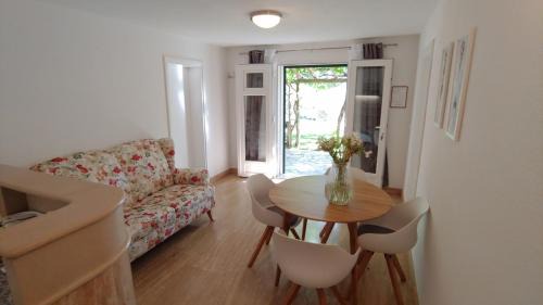Bol House | Holiday house in Bol with sea view, terrace, air conditioning, WiFi 120-1