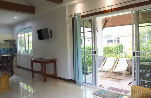 Ko Lanta House | Holiday house L4, 100m from the sea