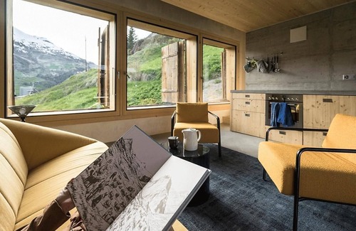 Evolene Ski Chalet | Holiday house La Forclaz VS for 1 - 6 persons with 2 bedrooms - Historical building