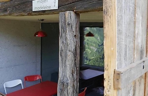 Evolene Ski Chalet | Holiday house La Forclaz VS for 1 - 6 persons with 3 bedrooms - Historical building