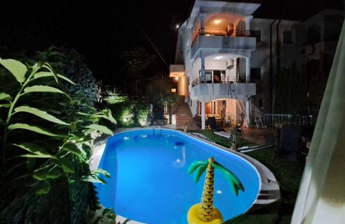 Opric House | Holiday house Lovran for 1 - 12 persons with 5 bedrooms - Holiday home