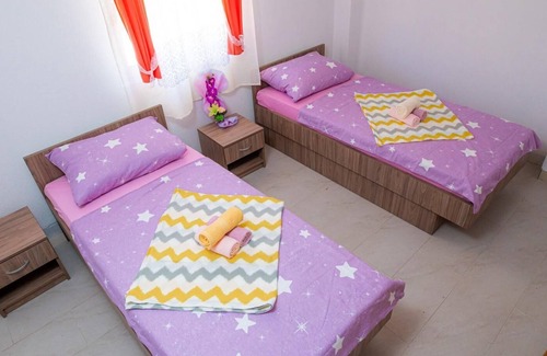 Zavala House | Holiday house Neum for 10 - 14 persons with 6 bedrooms - Holiday home