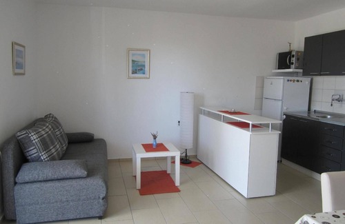 Pakostane House | Holiday house Pakostane for 1 - 6 persons with 2 bedrooms - Row house