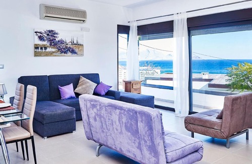 Vlicha House | Holiday house Pefki for 1 - 8 persons with 3 bedrooms - Holiday house