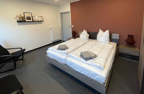 Thiergarten House | Holiday house Plauen for 1 - 6 persons with 3 bedrooms - Holiday house