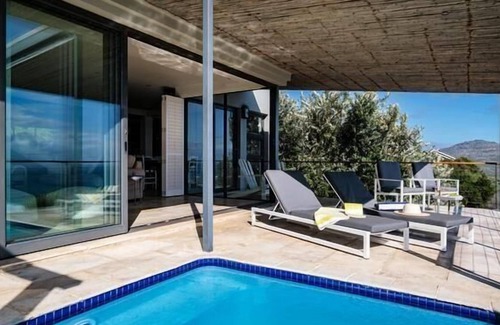 Cape Peninsula House | Holiday house Simons Town for 1 - 6 persons with 3 bedrooms - Holiday house