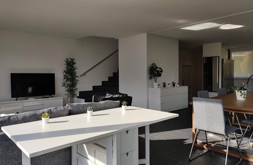 Ruetli House | Holiday house Sisikon for 1 - 4 persons with 2 bedrooms - Detached holiday house