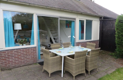Stavenisse House | Holiday house Stavenisse for 1 - 4 persons with 2 bedrooms - Row house