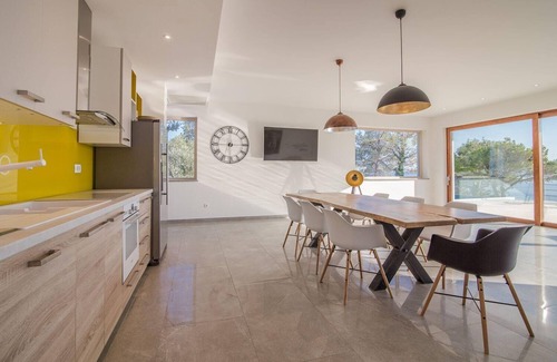Tucepi House | Holiday house Tučepi for 1 - 10 persons with 4 bedrooms - Luxury holiday home