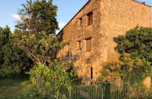 Vilafant House | Holiday house with a view