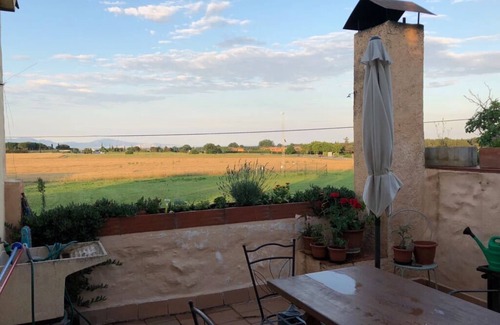 Vilafant House | Holiday house with a view