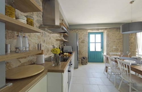 Zaostrog House | Holiday house Zaostrog for 1 - 8 persons with 4 bedrooms - Holiday house
