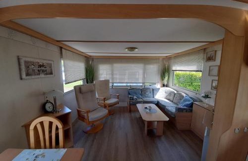 Vierhouten Ski Chalet | Holiday in Holland - no workmen only holiday makers